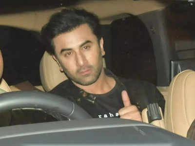 Ranbir Kapoor shows his love for his daughter Raha by wearing a customised t-shirt in her name