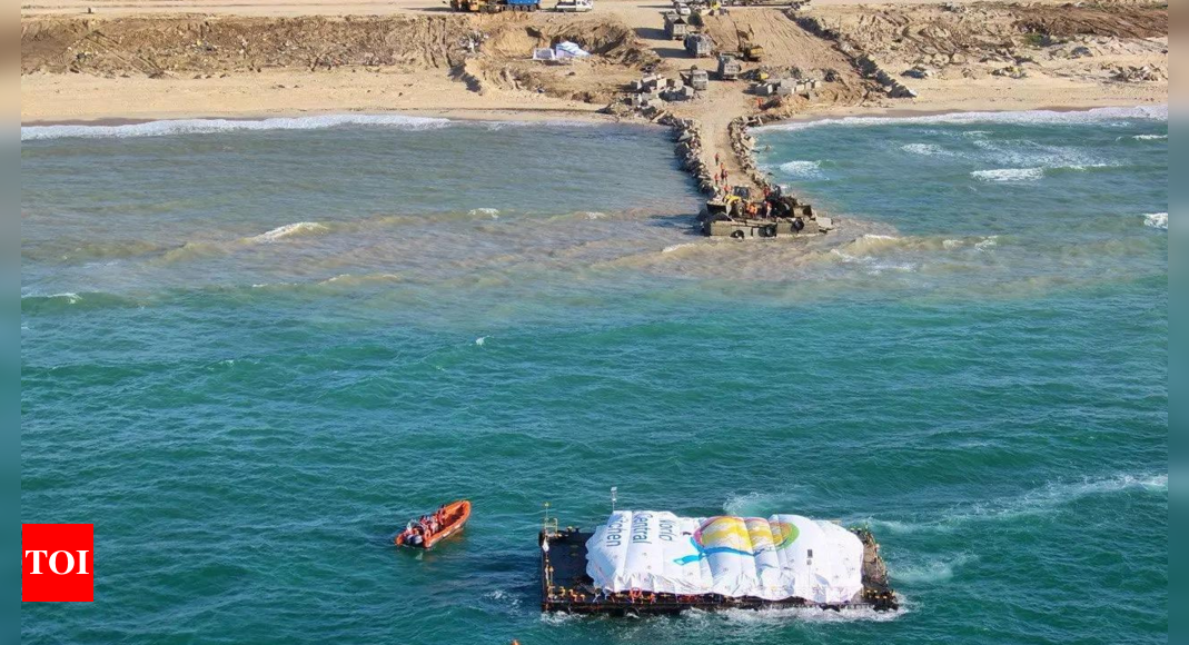 Gazans get first-ever sea aid; raids kill 36 relatives – Times of India