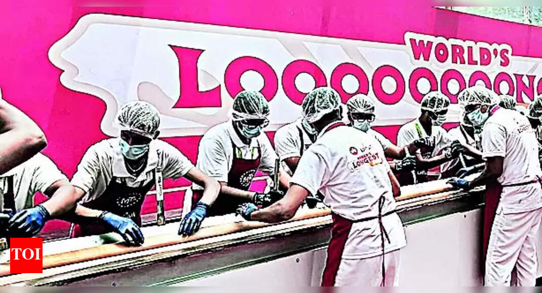 Dosa MTR Sets Guinness World Record with 123ft Longest Dosa in