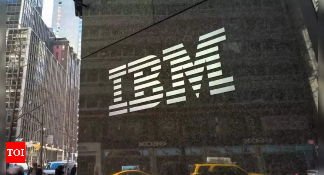 IBM executive announces job cuts in 2 divisions in seven minute meeting |