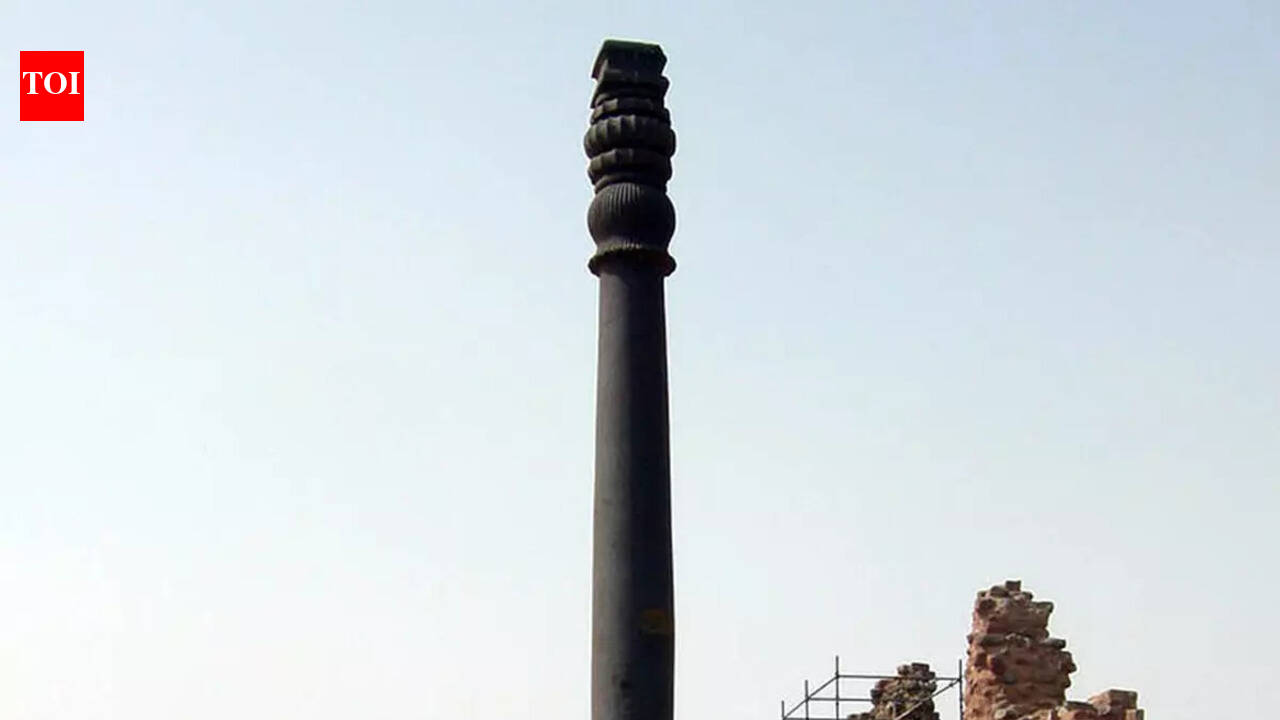 All about 1600-year-old Iron Pillar of Delhi that never rusts
