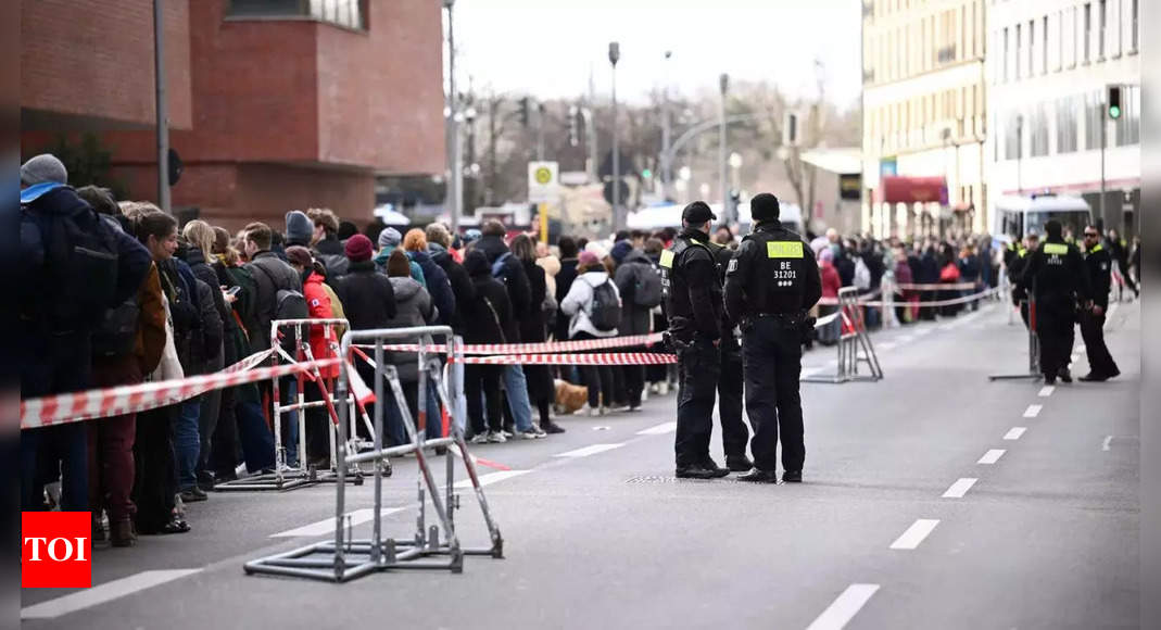 Un homme arrêté en Moldavie suite à un incident avec une bombe incendiaire à l'ambassade de Russie