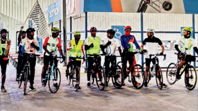 Cyclists’ 100-km night ride to boost ‘green’ travel