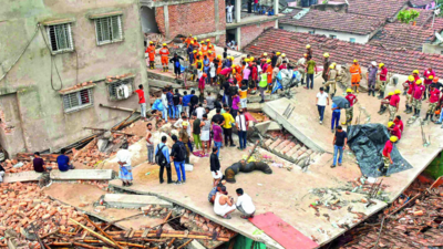 Under-construction Kolkata building falls on slum, 10 dead