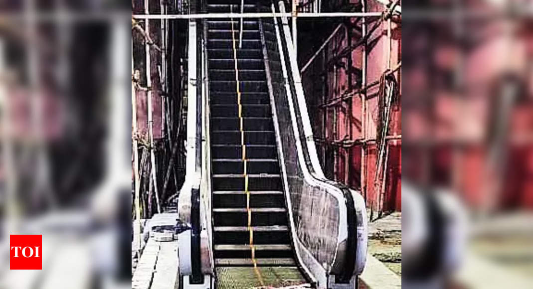 Bhopal Railway Station: Exciting Development: New Escalator ...