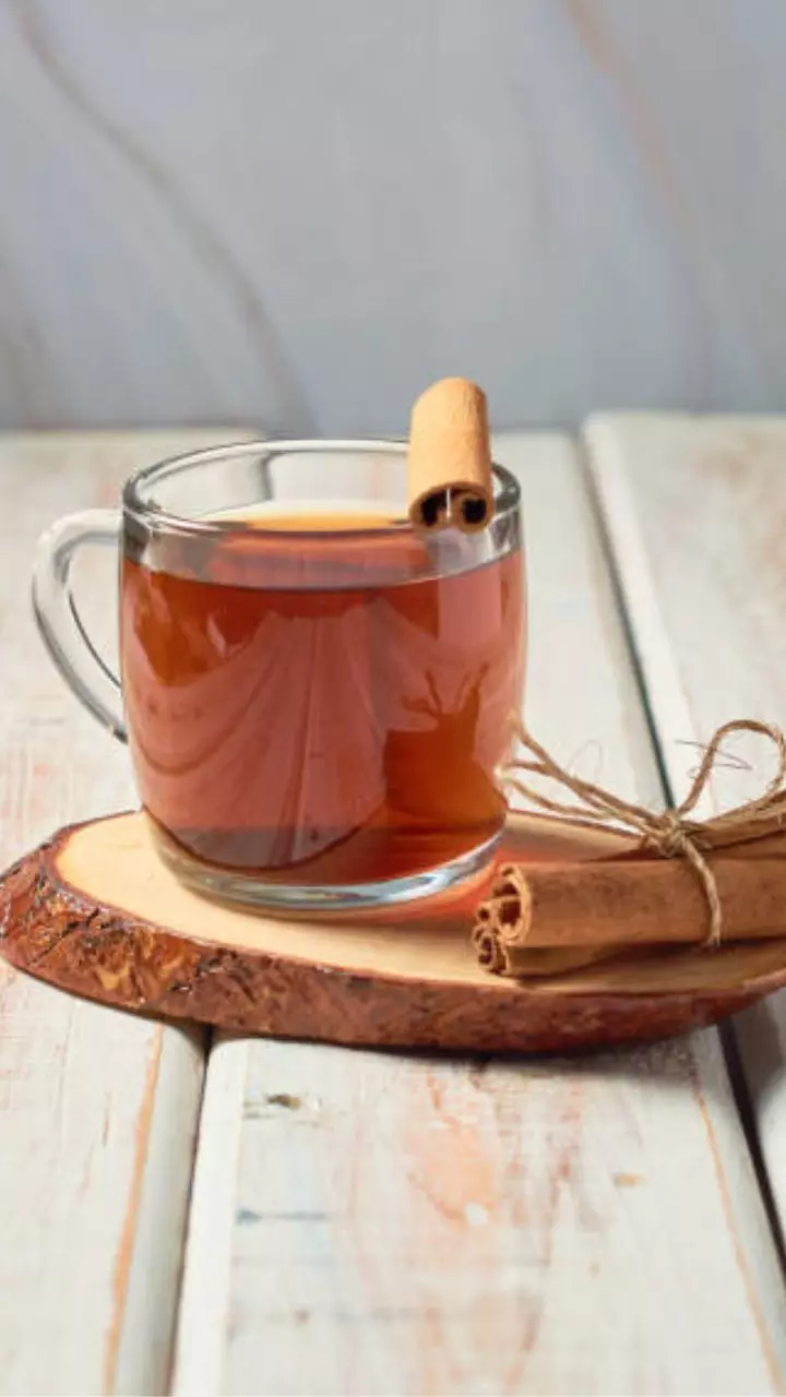 8 Reasons Why You Should Drink Honey Cinnamon Water On Empty Stomach