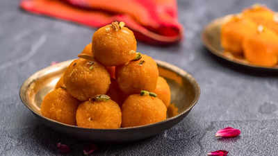 Want to make Motichoor Laddoos quickly? Here's a machine that can do it