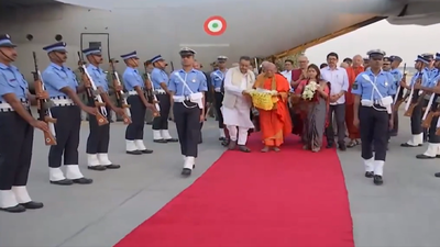 Lord Buddha's relics return to India after 26-day exposition in Thailand
