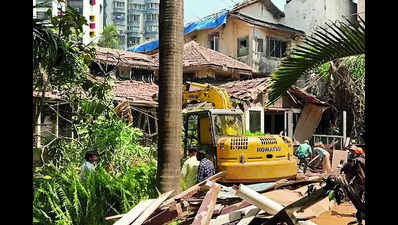 A chapter of Mumbai's history ends, one of the last Seven Bungalows pulled down