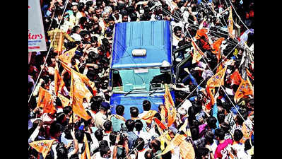 Karnataka 'Hanuman Chalisa' row: 2 youths, Hindu & Muslim, arrested over fight