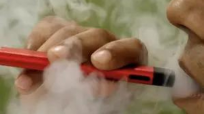 New Zealand to ban disposable e-cigarettes in a bid to prevent minors from taking up the habit
