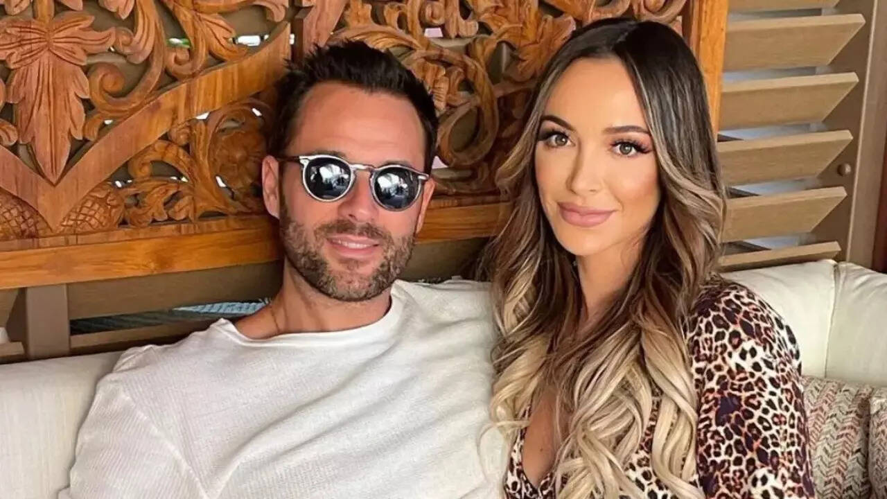 Buying Beverly Hills star Farrah Brittany confirms end of engagement with  Alex Manos - Times of India