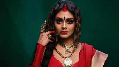 Exclusive - Bigg Boss 16 fame Sreejita De faints on the sets of Shaitani Rasmein; doctors called on the sets