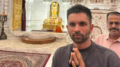 'Jai Shree Raam, Blessings to everyone': Keshav Maharaj seeks blessings at Ram Mandir ahead of IPL