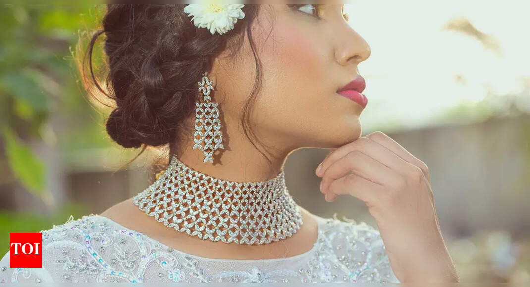 The Latest Zodiac-Infused Jewelry Trends