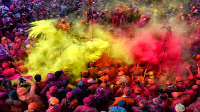 Embrace the colours of Holi: Follow the traditions with a spiritual guide