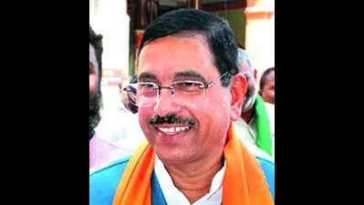 Union min Joshi eyes fifth term in Dharwad LS seat