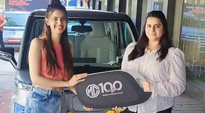 Pandya Store fame Alice Kaushik buys a new car; co-star Kinshuk Mahajn accompanies her for her special occasion