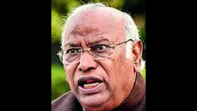 Karnataka: Dynasty rules in Congress 2nd list; Mallikarjun Kharge opts out of race