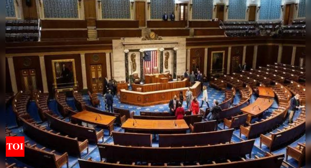 La Chambre approuve un ensemble de projets de loi de dépenses de 1,2 billion de dollars avant la date limite de fermeture, le Sénat suivra