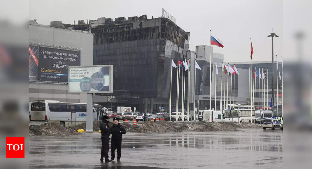 La Russie arrête des suspects dans une attaque qui a fait au moins 115 morts dans une salle de concert de Moscou