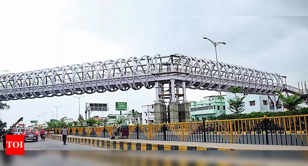 Foot Overbridges: Five More Fobs To Come Up In City Soon: Transport ...