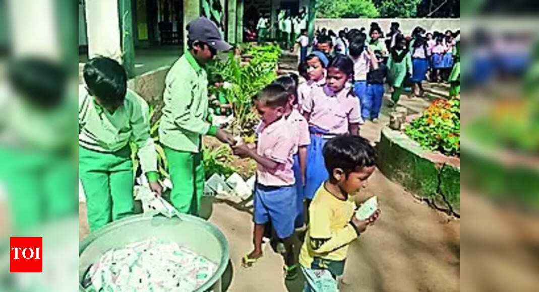 Milk: Milk Added To Mdm To Improve Nutritional Intake Of Students | - Vimarsana News