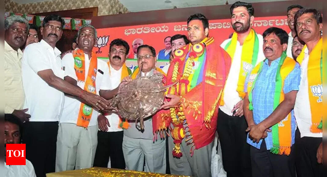 Yaduveer Wadiyar: Yaduveer: Centre Has Launched Many Initiatives To Empower Sts | Mysuru News - Vimarsana News