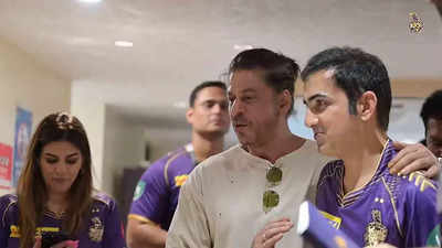 Watch: 'Thank you Gauti for...': Shah Rukh Khan visits KKR dressing room