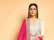 
15 vibrant suit looks of Hina Khan to wear this Ramadan
