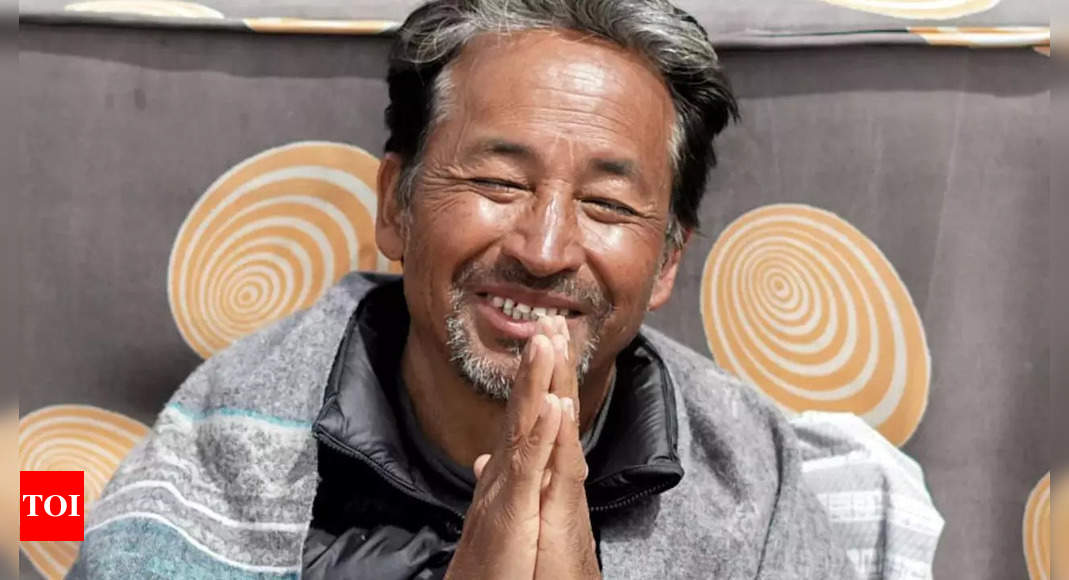 Climate activist Sonam Wangchuk ends fast after 21 days, Ladakh statehood stir to continue