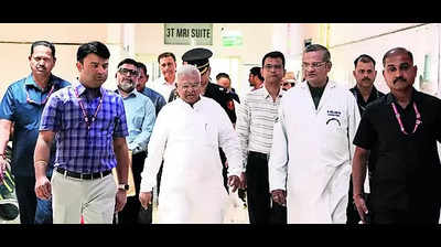 Governor visits AIIMS, takes stock of services