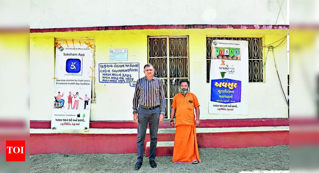 Gir Somnath District: 15 Polling Staff For Lone Voter In Gir Somnath's Banej Village | Rajkot News - Vimarsana News