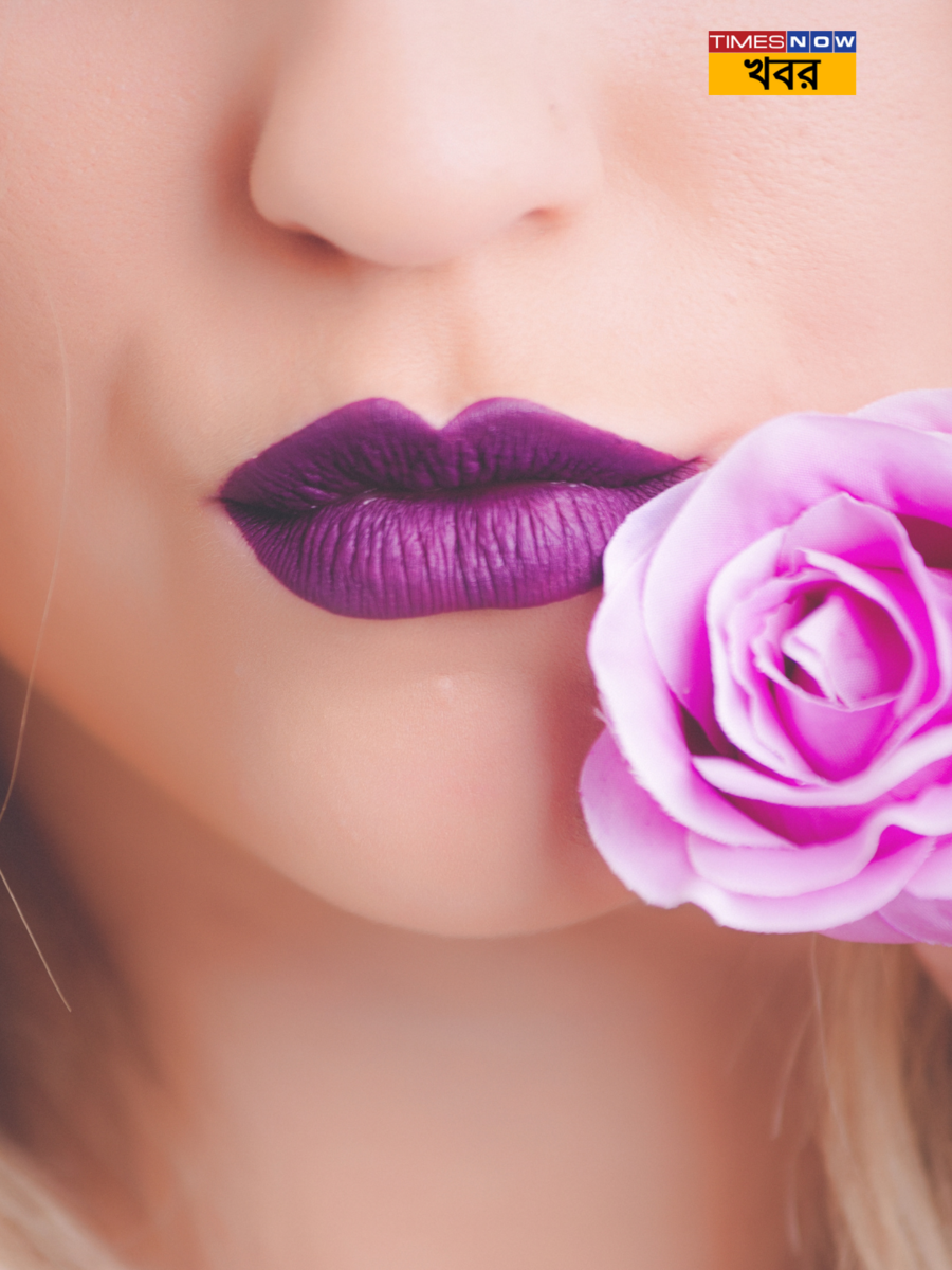 learn how to remove matte lipstick without spreading or harming your