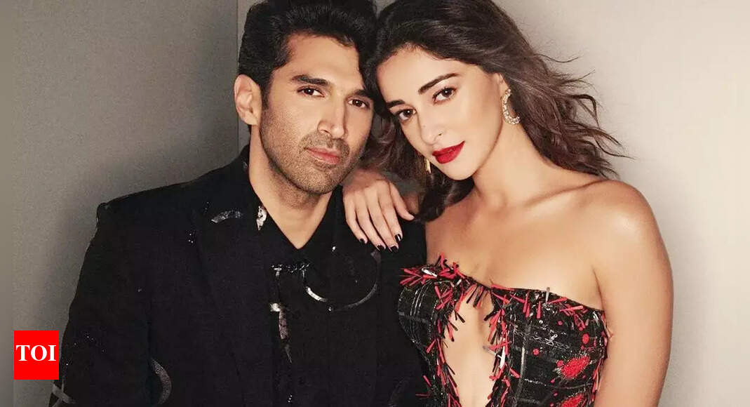 Ananya Panday confirms her dating rumours with Aditya Roy Kapur, reveals they are more than just friends | Hindi Movie News - Vimarsana News