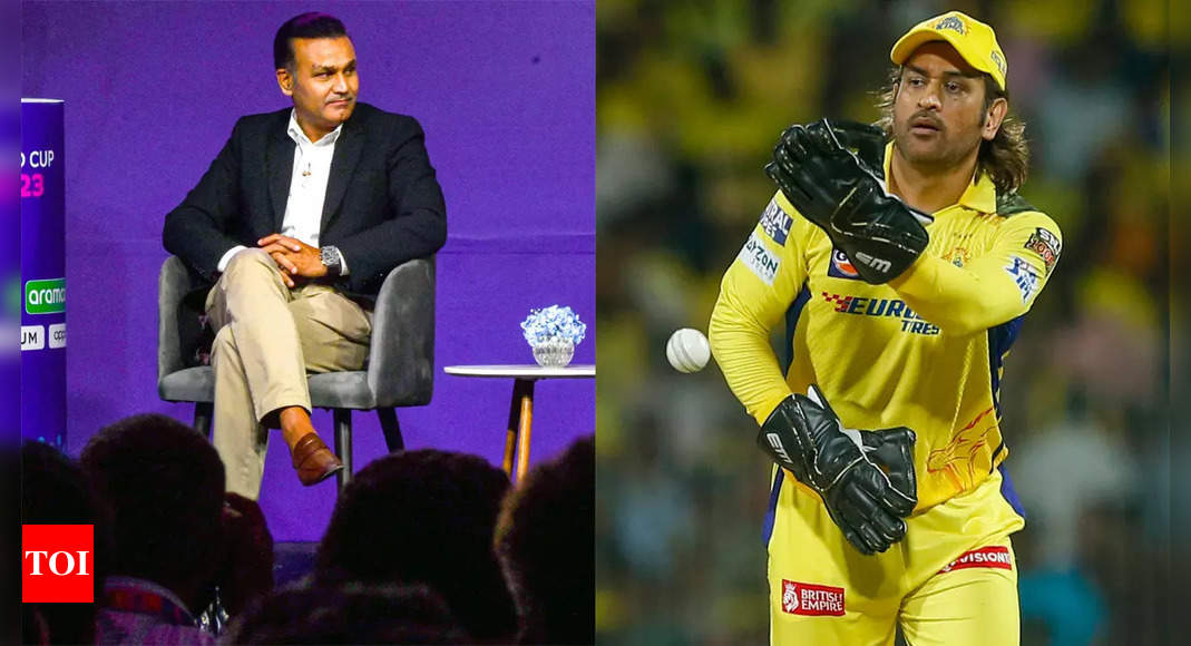 Virender Sehwag terms MS Dhoni 'buzurg' despite stunning catch - The Times of India