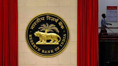 Facility to exchange, deposit Rs 2,000 notes not available on April 1, says RBI