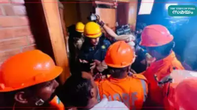 Roof of Chennai upmarket pub crashes, 3 dead