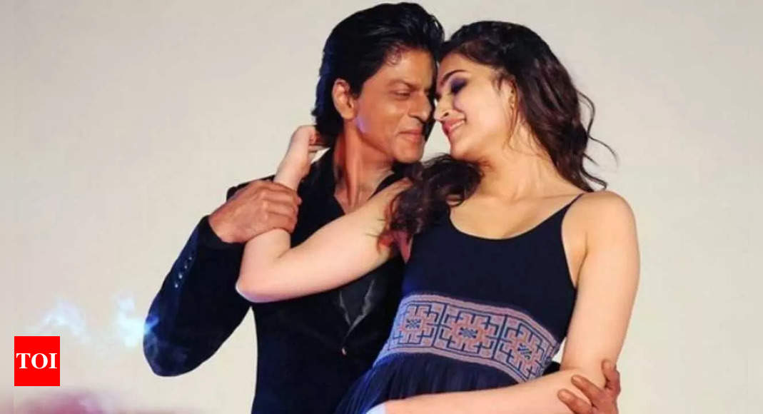 "Shah Rukh Khan is an absolute outsider..." Kriti Sanon invokes King Khan as she opens up on how she made B'wood her home