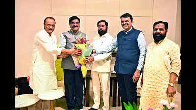 Trouble in Pune seat, Kakade challenges ticket for Mohol