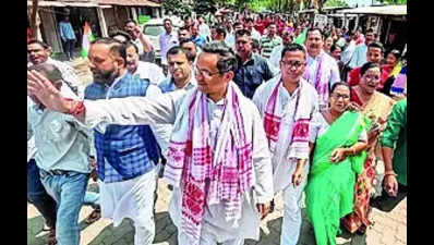 Gaurav holds Sivasagar roadshow to carry on family legacy of win