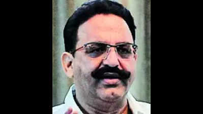 Gangster-politician Ansari dies of cardiac arrest at 63