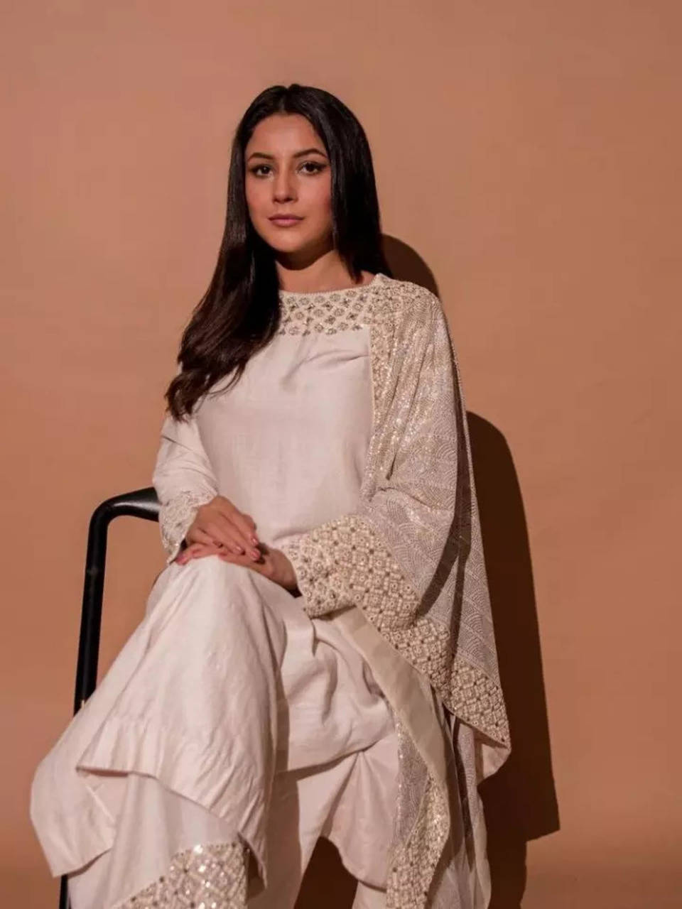 Shehnaaz Gill looks every bit the ethnic goddess in white salwar suit |  Times of India
