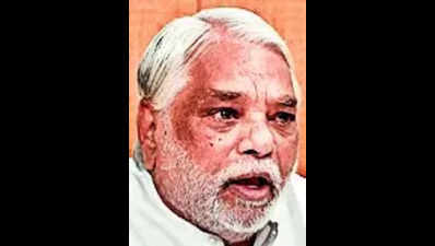 KK dumps BRS, to join Cong along with daughter