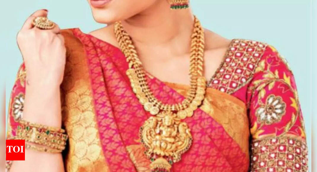 Wedding Attire: 'ill-fitted Wedding Attire Can Cause Mental Agony' | Vadodara News - Vimarsana News