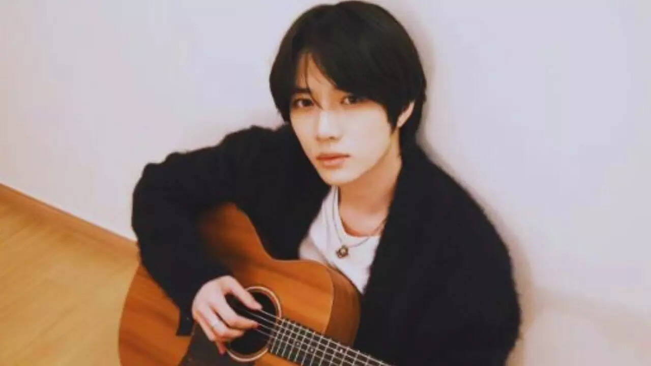 Beomgyu pictures in 2022 | Txt, People, Kpop guys