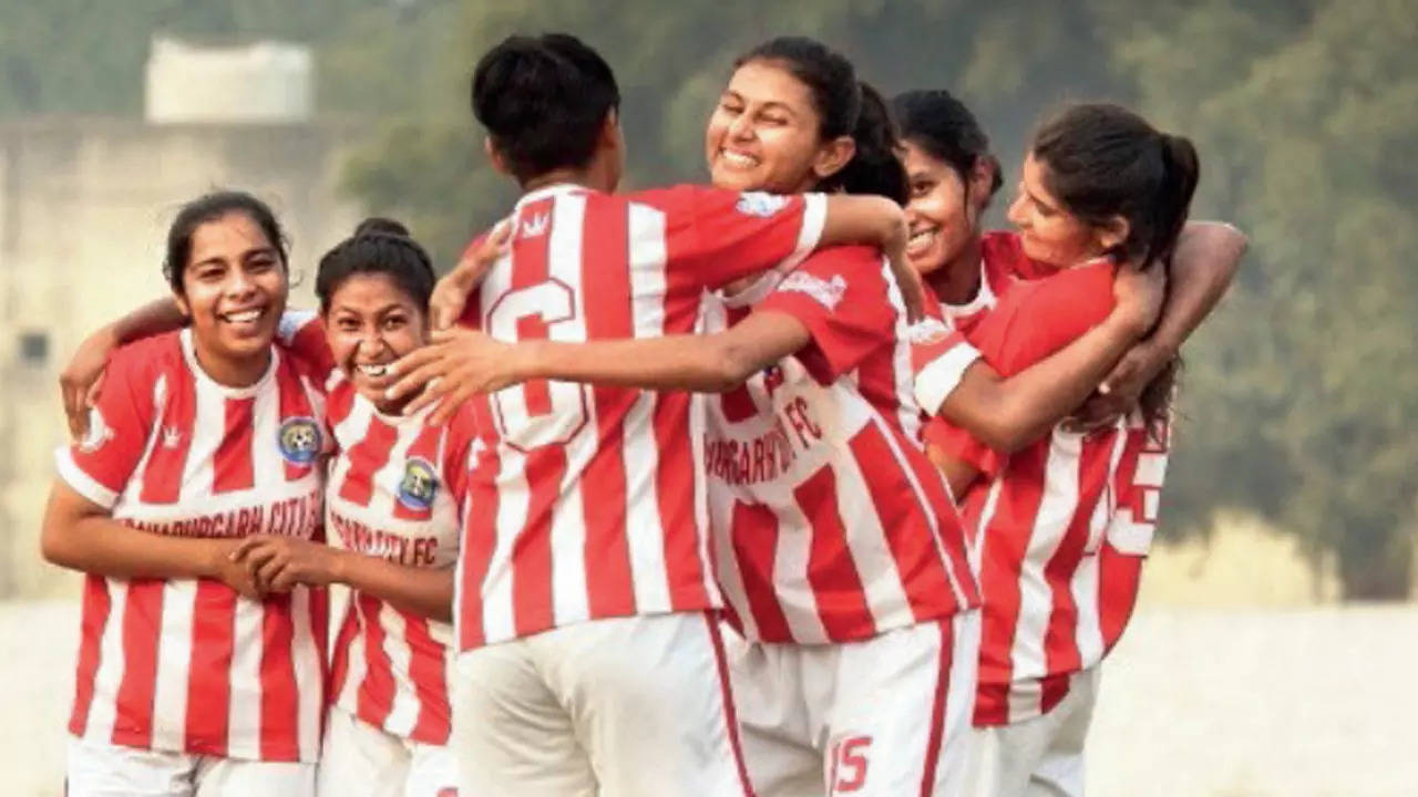 Indian Women's League 2: Bahadurgarh left with just 8 players while 12 went home |  Football News
