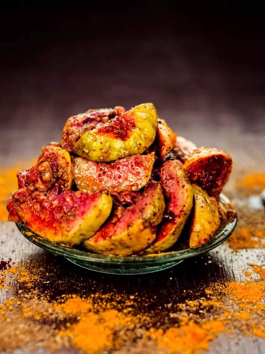  வெயிலில் சாப்பிட கூடாத உணவுகள் இவை தான்! 