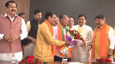 Madhya Pradesh: Setback to Congress in Chhindwara region as party's 3-term MLA joins BJP