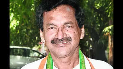 Lakshmana: BJP leaders are trying to send CM to jail